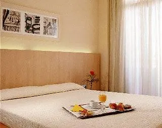 Hotel Advise Reina Vera